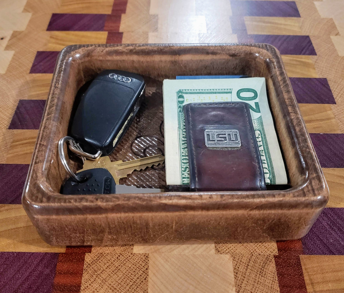 Valet Tray, handmade by Southern Creative Studio in New Orleans – alternate angle
