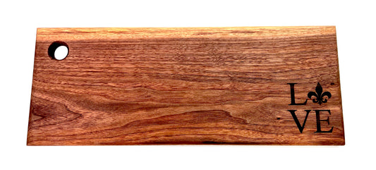 Louisiana Love Charcuterie Board (Walnut), handmade by Southern Creative Studio in New Orleans – detail