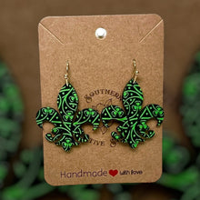 Load image into Gallery viewer, St. Patrick&#39;s Fleur dis lis Celtic Knot Clover Earring